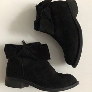 Bow Ankle Boots 8
